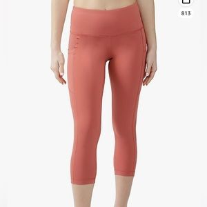 High Waist Squat Proof Tummy Control Power Flex Yoga Capris with Side Pockets